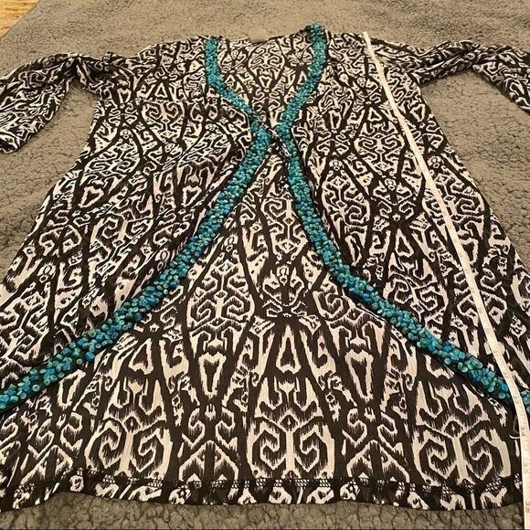 V By Eva Black White Beaded  Kimono Size Large - Picture 10 of 11